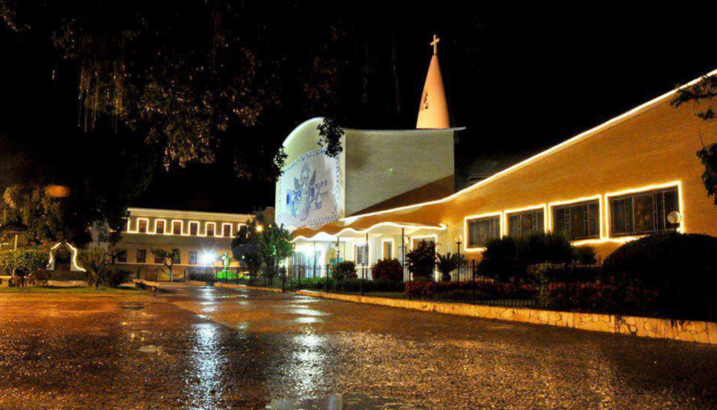 Iluminação pública e redes elétricas em Cataguases